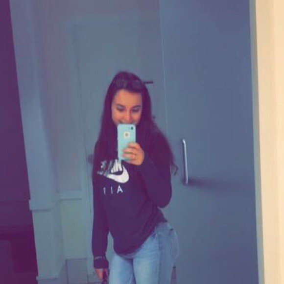 Nike Long Sleeve - Picture 5 of 5